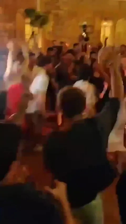 רחבת ריקודים באנרגיה גבוהה